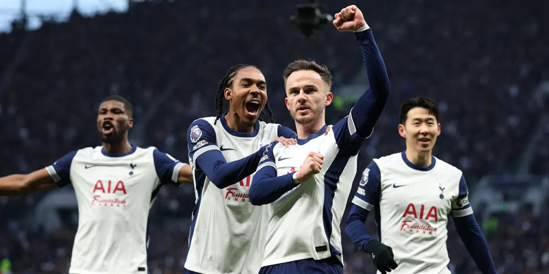 Tottenham thi đấu phập phù xuyên suốt cả mùa giải